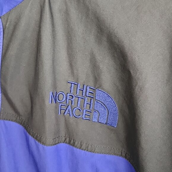 The North Face Winter Jacket Small - Picture 2 of 7